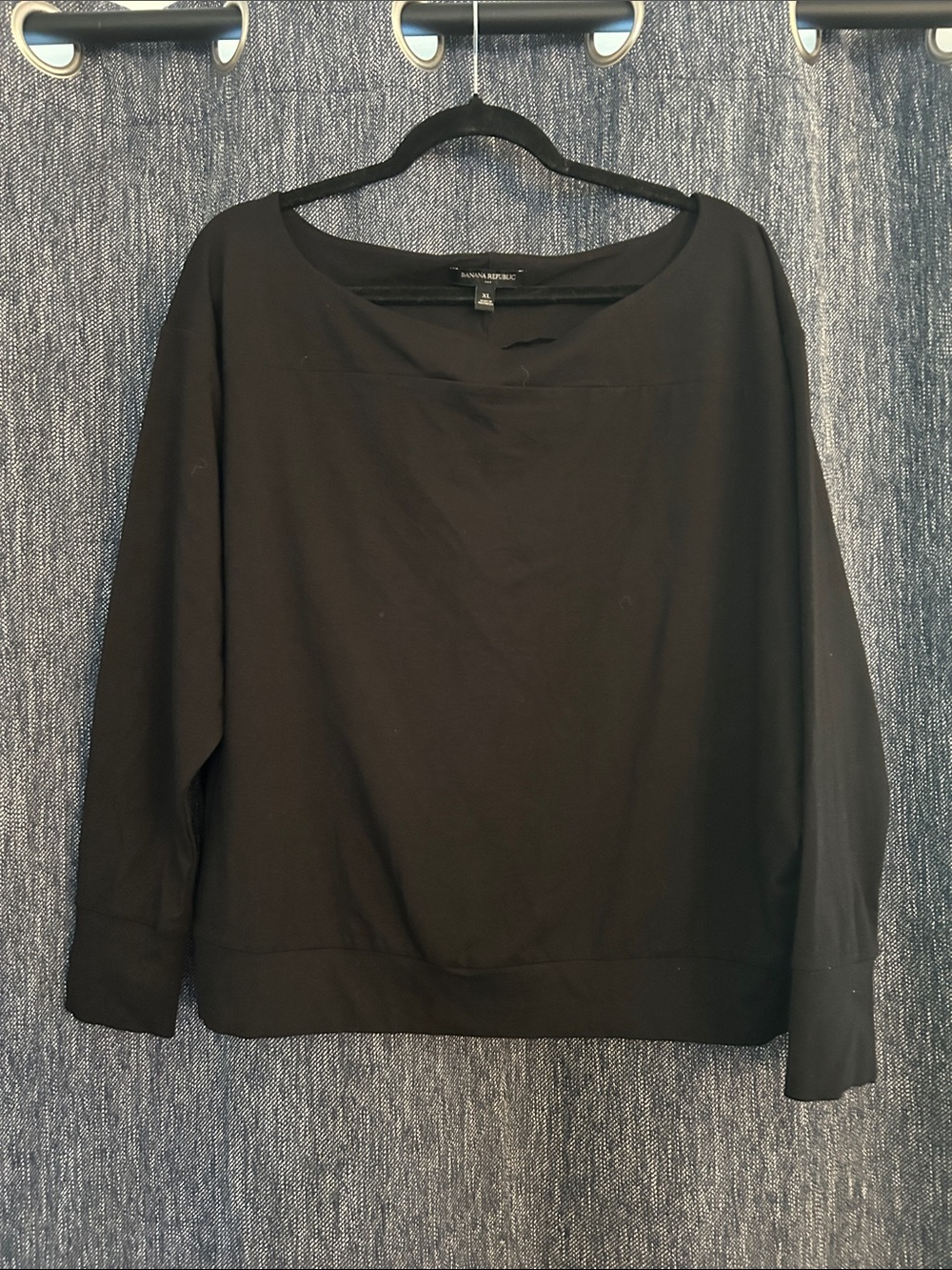 Banana Republic Black Wide-Neck Long Sleeve Sweatshirt